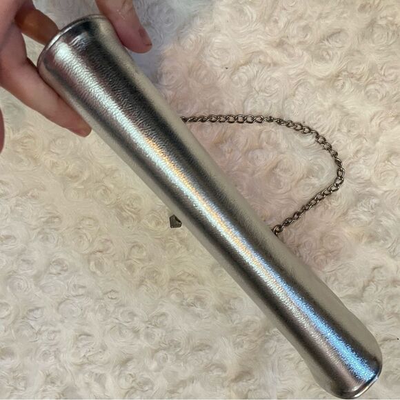 Vintage 1960s Silver Leather Clutch Convertible Handbag - Picture 4 of 8